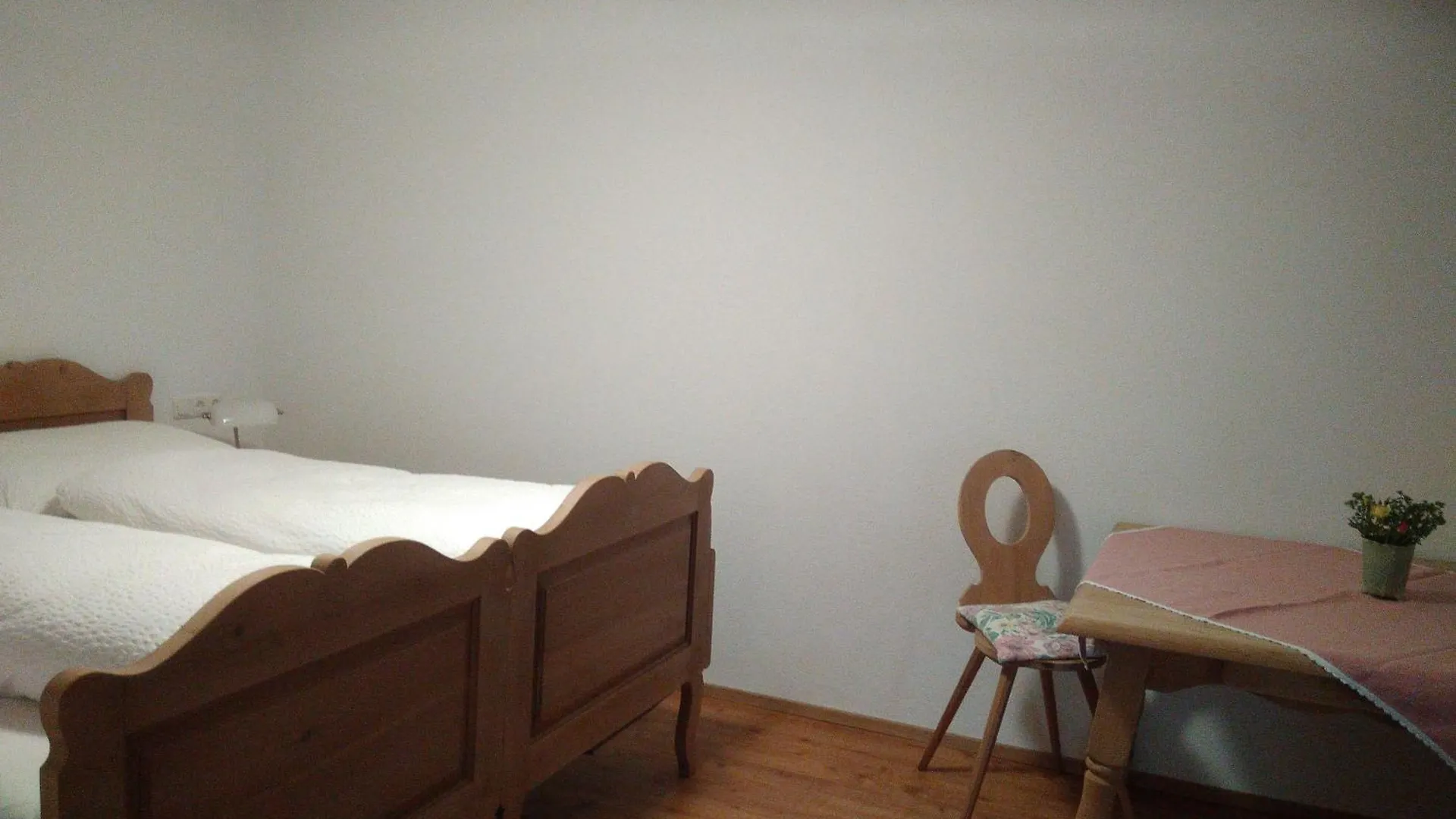 홈스테이 Michls Hoamat Zimmer & Summer Card 솔덴